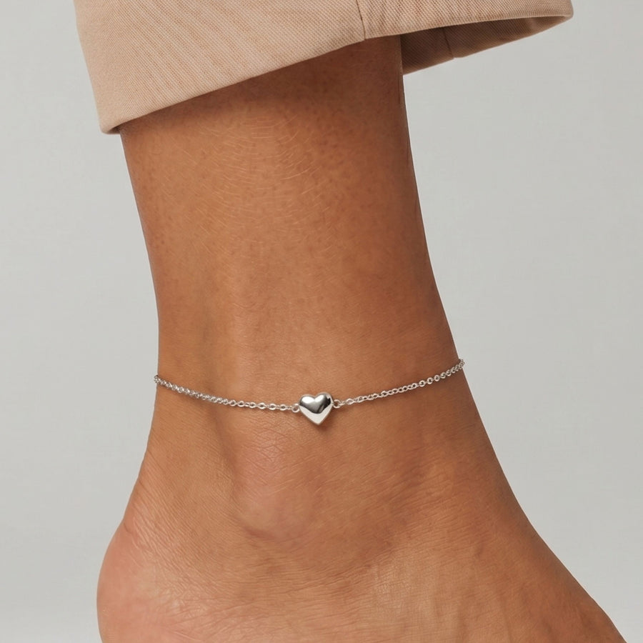 Mini Puffed Heart Anklet in Silver