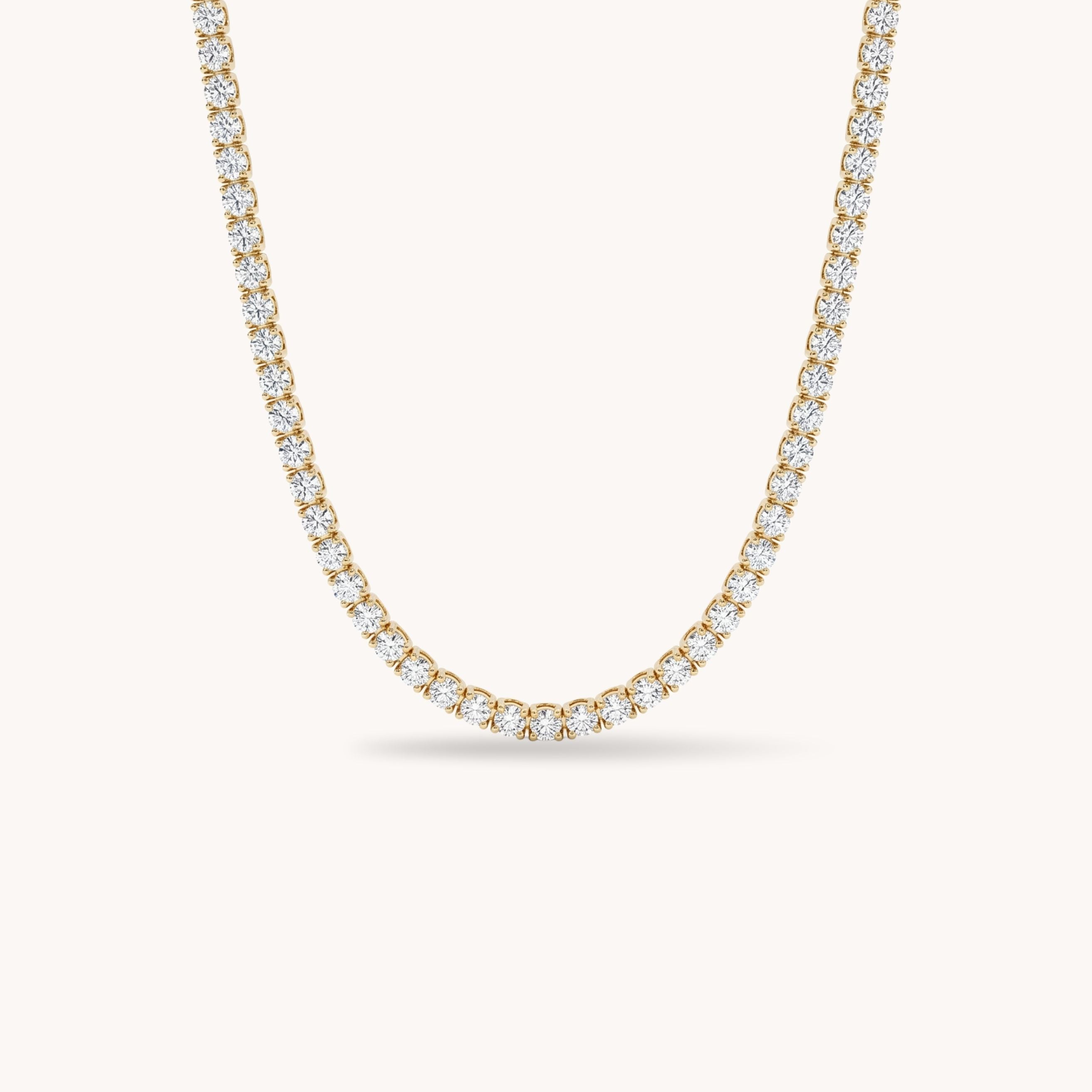 Tennis Necklace in Gold
