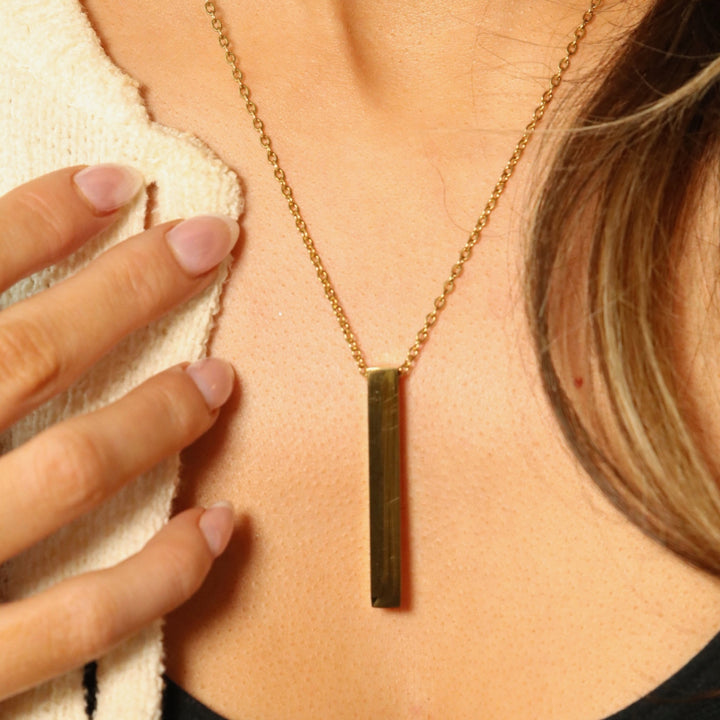 Engravable Bar Necklace, Gold