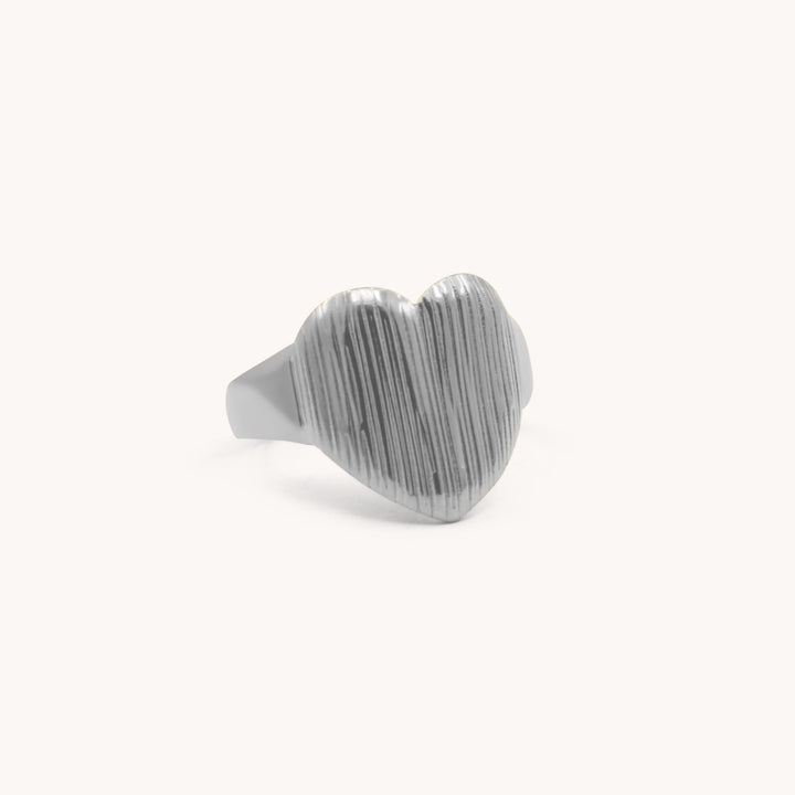 Ribbed Heart Adsjustable Ring, Silver