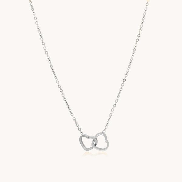 Interlinked Heart Dainty Necklace in Silver