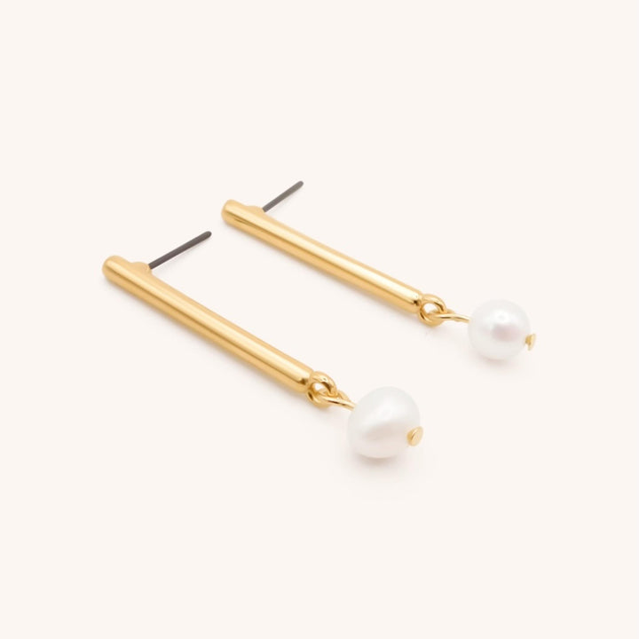 Viv Drop Bar Stud with Pearl, Gold