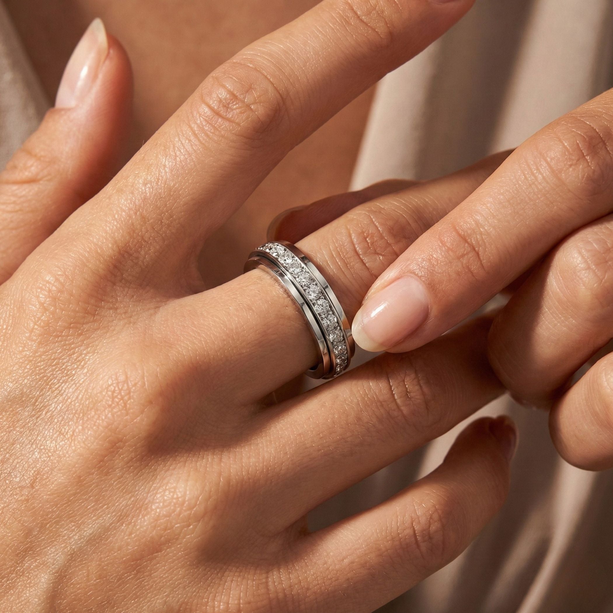 Crystal Halo Spinner Ring in Silver