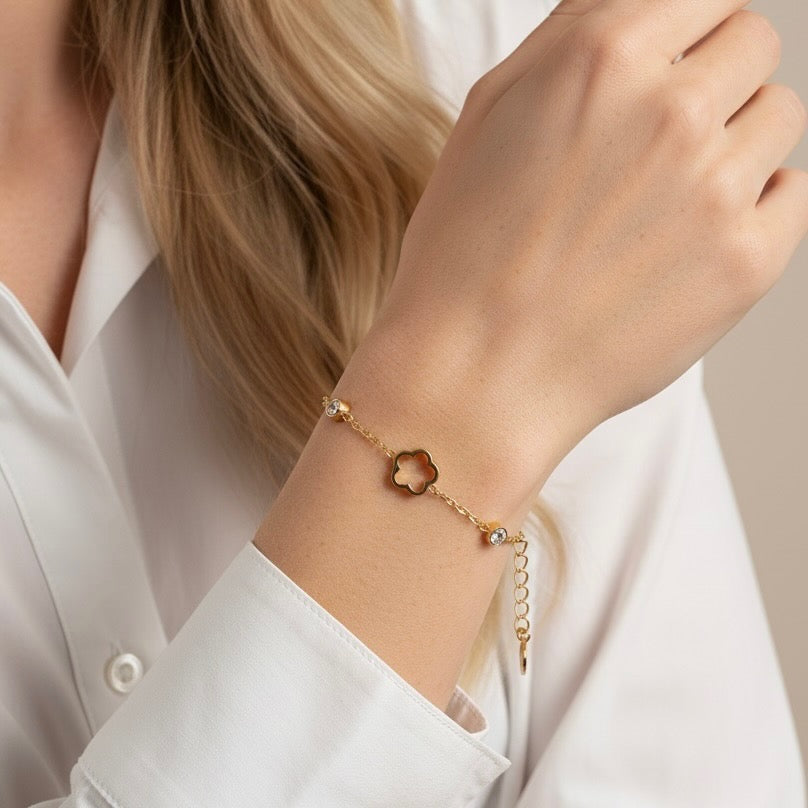 Clover & Crystal Charm Bracelet in Gold