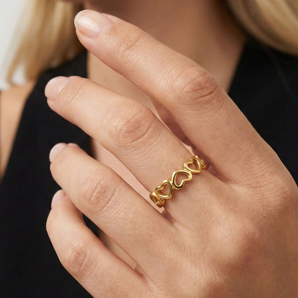 Linked Heart Ring, Gold