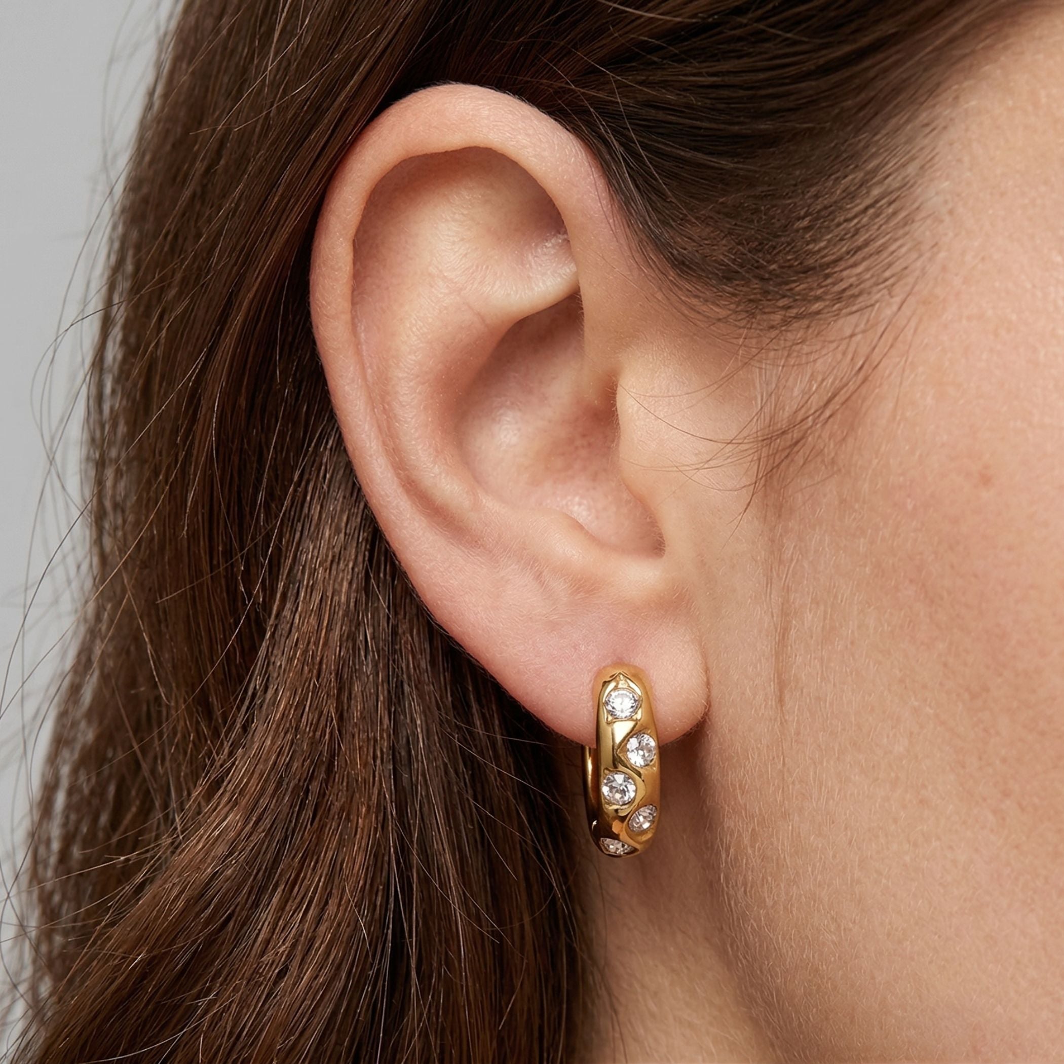 Lumi Crystal Chunky Hoops in Gold