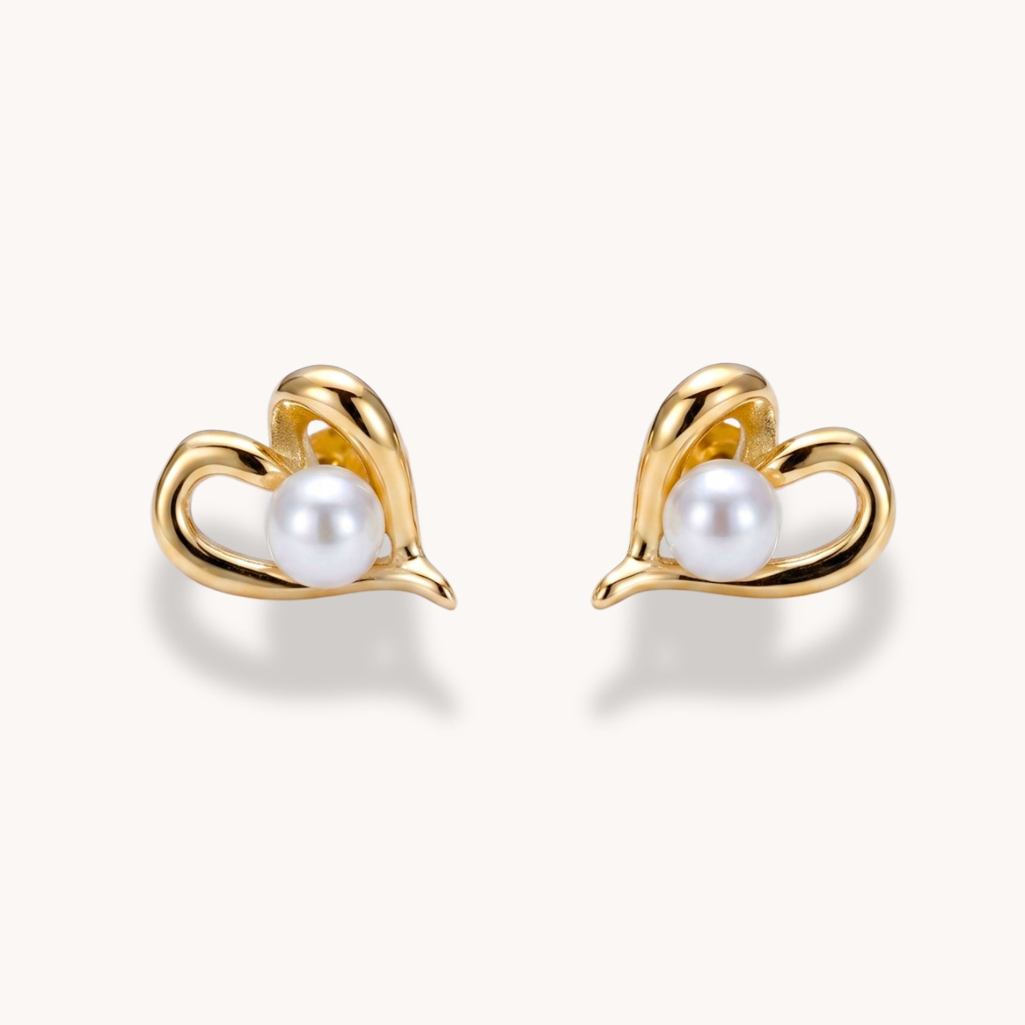 Pearl Heart Stud Earrings in Gold