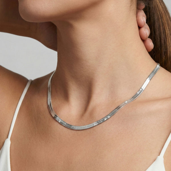 Dillion Snake Chain Necklace in Silver