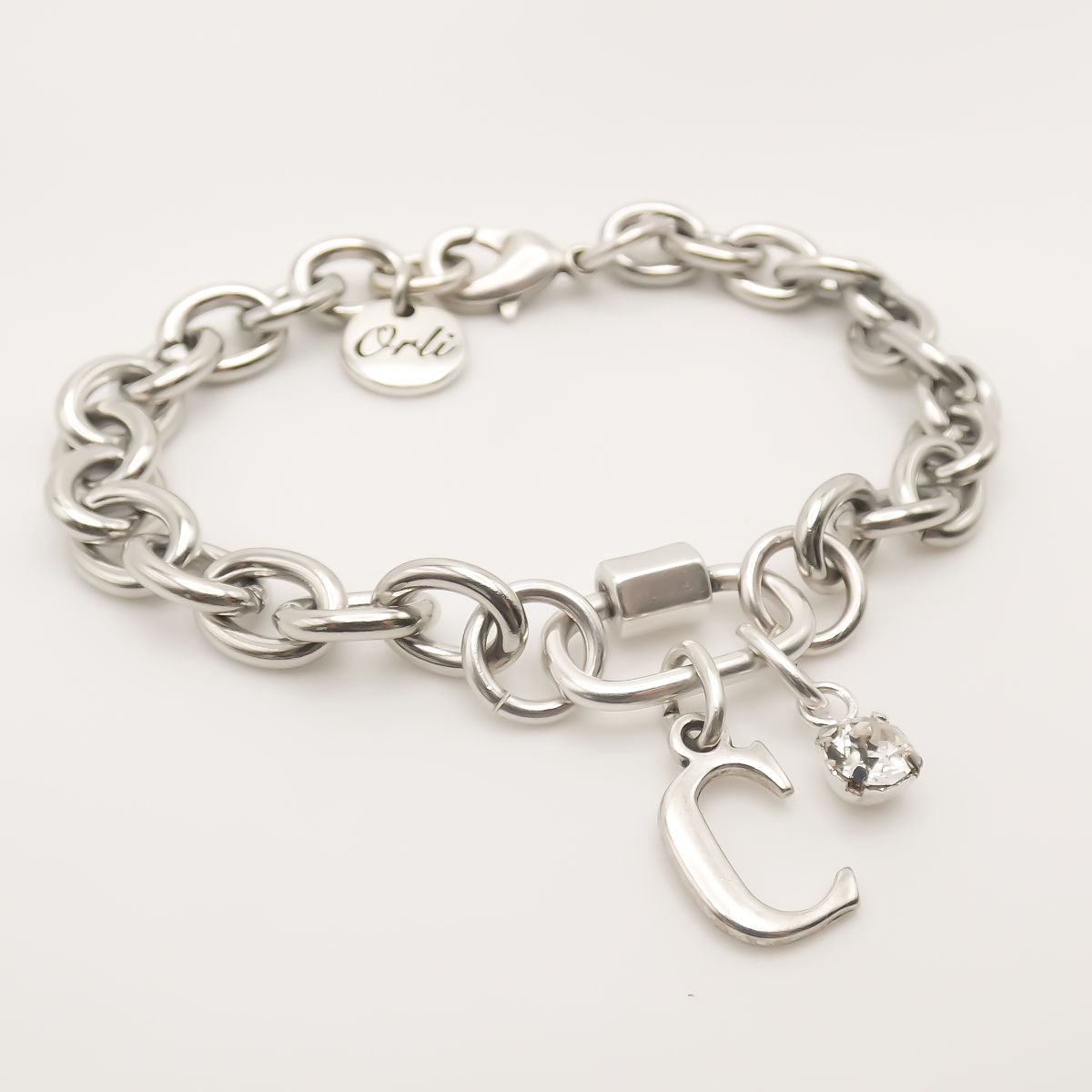 Very Delicate Dull Finish Silver Color Bracelet For Men - Style A677, चांदी  के ब्रेसलेट - Soni Fashion, Rajkot | ID: 26123500497