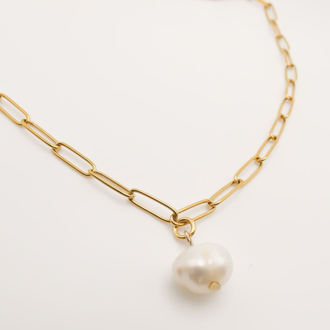 Paperclip Chain Pearl Necklace, Gold